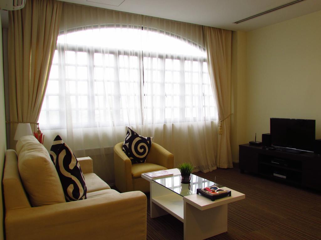 Alocassia Serviced Singapura
