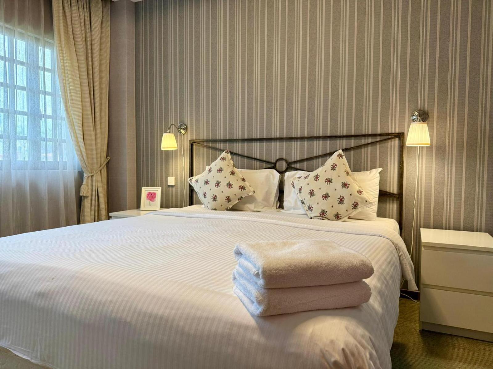 Alocassia Serviced Singapore